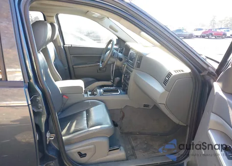 2007 Jeep Grand Cherokee Laredo z USA, uszkodzony, nr VIN 1J8GR48K47C618800